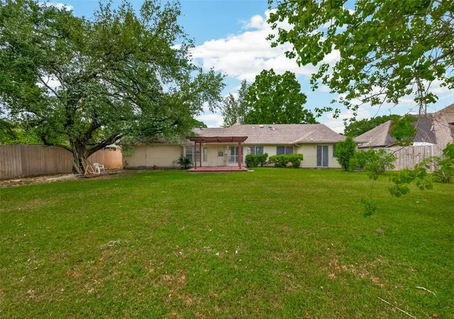 49th image of 1404 Osborne Dr, Friendswood, TX 77546 | MLS# 90666483