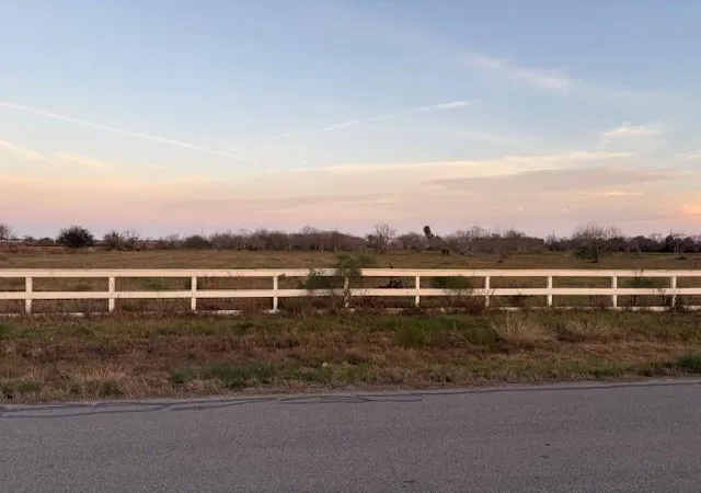11th image of 0 Broadway St, Dickinson, TX 77539 | MLS# 18306399