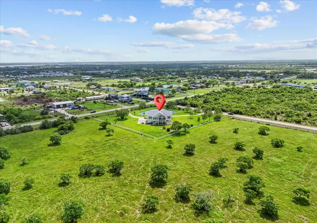 1st image of 0 Broadway St, Dickinson, TX 77539 | MLS# 18306399