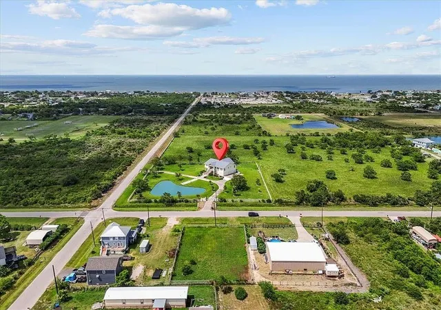 3rd image of 0 Broadway St, Dickinson, TX 77539 | MLS# 18306399