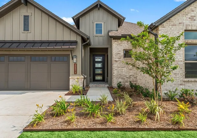 2nd image of 32514 Ebony Jewelwing Ct, Fulshear, TX 77441 | MLS# 8472458
