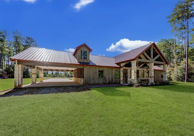 Homes for sale in New Waverly, TX | 22 Mount Zion Rd, New Waverly, TX 77358 | MLS# 58491965