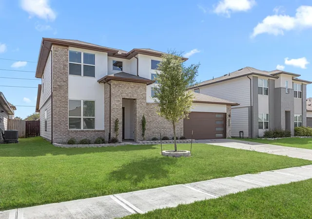 2nd image of 7018 Whispering Leaf St, Rosenberg, TX 77469 | MLS# 66494435