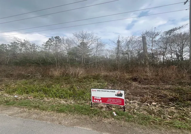 1st image of 1010 Plum Grove Rd, Cleveland, TX 77327 | MLS# 47352737