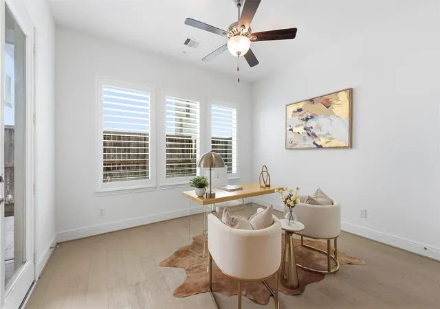 Photo 3 of Single family home for sale at 3504 Bridgewater Oaks Ln, Houston, TX 77055 | MLS# 38520250 | Listing updated on 2026-08-27