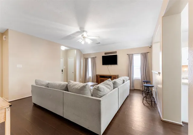 Photo 3 of Single family home for sale at 8011 Ginger Park Dr, Baytown, TX 77521 | MLS# 35850415 | Listing updated on 2026-09-14