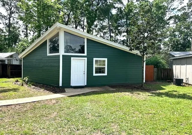 3rd image of 2019 Indian Shores Rd, Crosby, TX 77532 | MLS# 31727156