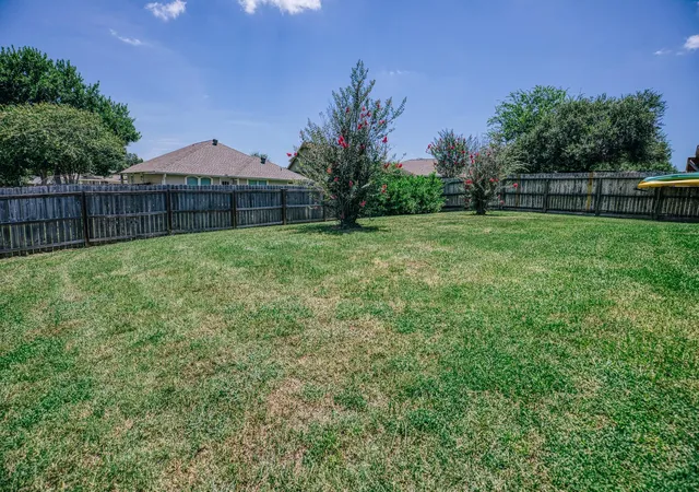 19th image of 1710 Dempsey St, Brenham, TX 77833 | MLS# 8872021