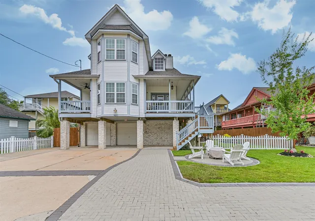 1st image of 920 Grove Rd, Kemah, TX 77565 | MLS# 15263184