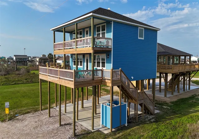 2nd image of 846 Alma, Port Bolivar, TX 77650 | MLS# 28123927