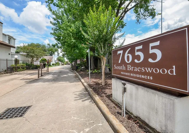 32nd image of 7655 S Braeswood Blvd #27, Houston, TX 77071 | MLS# 79718655