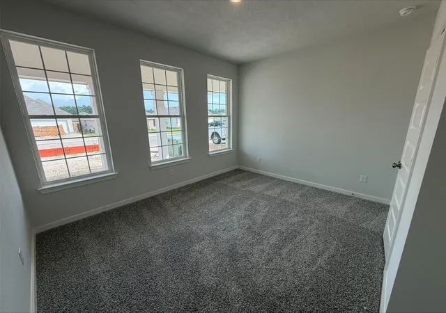 3rd image of 305 Rockbridge Dr, Huntsville, TX 77340 | MLS# 18631328