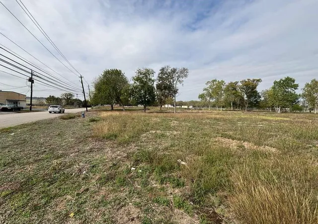 2nd image of 8665 Scranton St, Houston, TX 77075 | MLS# 31942685