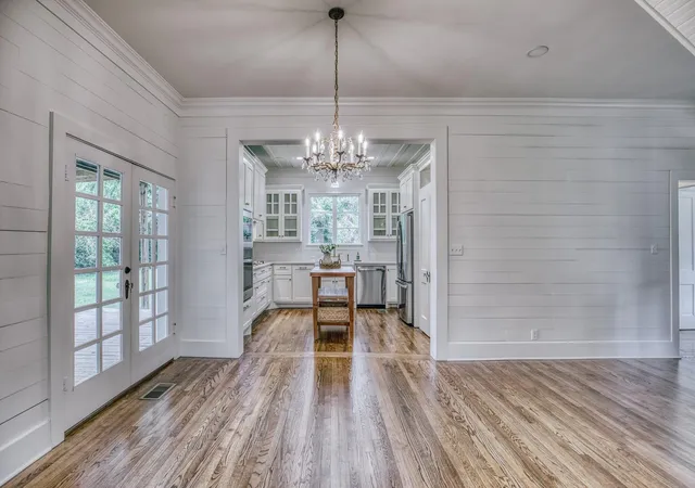 4th image of 404 College Ave, Brenham, TX 77833 | MLS# 28749882