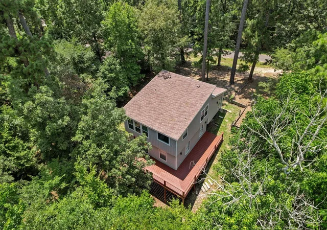 Photo 3 of Single family home for sale at 239 White Oak Hills, Livingston, TX 77351 | MLS# 36799694 | Listing updated on 2026-07-31