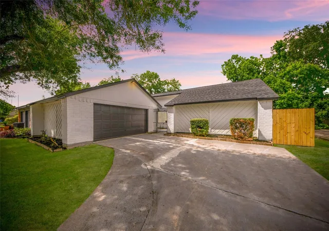 Photo 1 of Single family home for sale at 13122 Benford Dr, Houston, TX 77099 | MLS# 63737711 | Listing updated on 2026-10-06