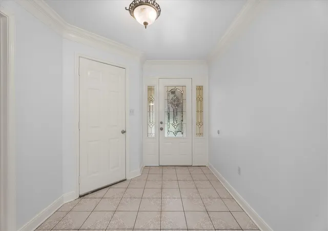 Photo 4 of Single family home for sale at 19863 Irenell Dr, Porter, TX 77365 | MLS# 97825314 | Listing updated on 2026-08-12