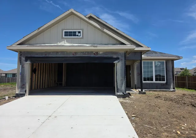 1st image of 1501 Lake Ridge Dr, Brenham, TX 77833 | MLS# 29711708