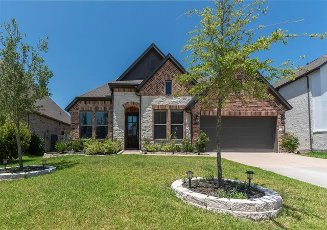 2nd image of 32311 Noble Creek Dr, Conroe, TX 77385 | MLS# 88700121