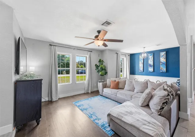 Photo 3 of Single family home for sale at 8005 Shagwood Dr, Houston, TX 77049 | MLS# 52345709 | Listing updated on 2026-09-06