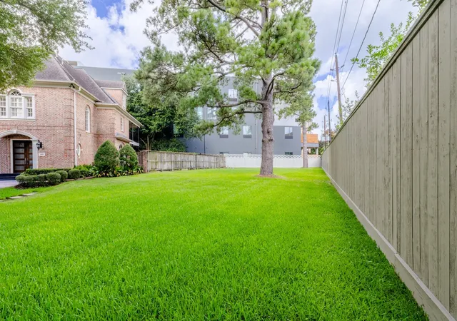 Photo 3 of Land for sale at 402 Prestwick Ct, Houston, TX 77057 | MLS# 27042165 | Listing updated on 2026-08-07