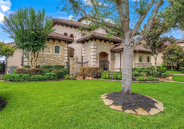 4th image of 50 Sunset Park Ln, Sugar Land, TX 77479 | MLS# 9266174