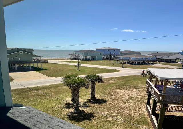 23rd image of 13007 Jolly Roger Dr, Freeport, TX 77541 | MLS# 29762325
