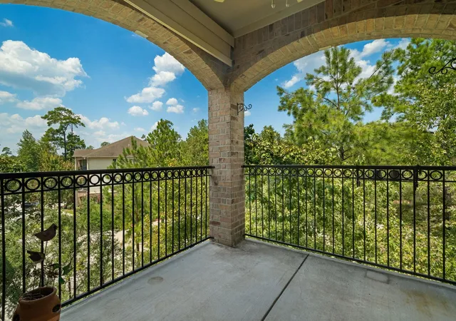 Homes for sale in The Woodlands, TX | 6607 Lake Woodlands Dr #633, The Woodlands, TX 77382 | MLS# 30502956
