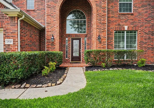 Photo 4 of Single family home for sale at 2530 Mango Ct, League City, TX 77573 | MLS# 46358090 | Listing updated on 2026-08-30