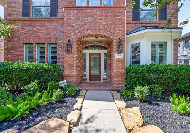 Photo 4 of Single family home for sale at 9726 Blue Cruls Way, Spring, TX 77379 | MLS# 7121017 | Listing updated on 2026-08-09