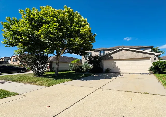 Photo 3 of Single family home for sale at 19503 Remington Park Dr, Houston, TX 77073 | MLS# 84194977 | Listing updated on 2026-09-01