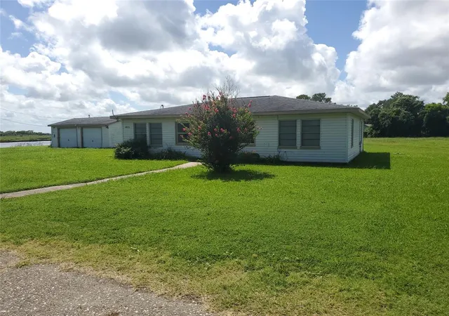 2nd image of 4915 County Road 227, Freeport, TX 77541 | MLS# 72070430