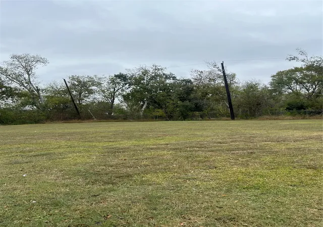 Photo 3 of Land for sale at 0 Greylog Dr, Houston, TX 77048 | MLS# 84359880 | Listing updated on 2025-12-01