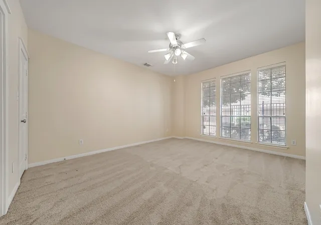 Photo 3 of Townhouse for sale at 1814 Matthews St, Houston, TX 77019 | MLS# 74077763 | Listing updated on 2026-09-15