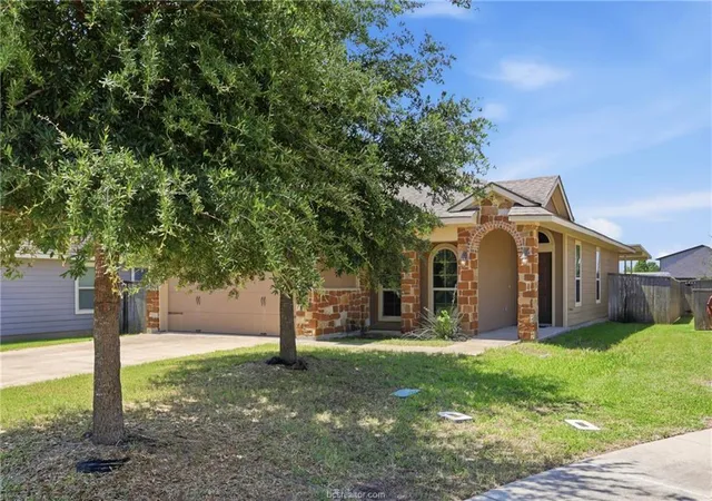 4th image of 15474 Baker Meadow Loop, College Station, TX 77845 | MLS# 76158859