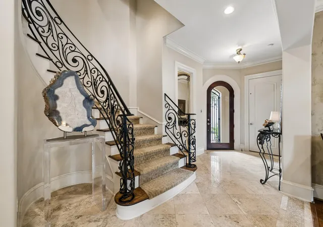 Homes for sale in Houston, TX | 3016 Mid Ln #B, Houston, TX 77027 | MLS# 17990006