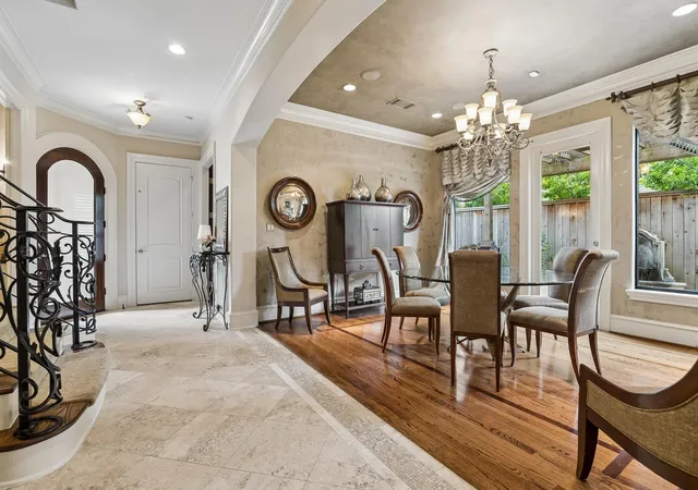 Homes for sale in Houston, TX | 3016 Mid Ln #B, Houston, TX 77027 | MLS# 17990006