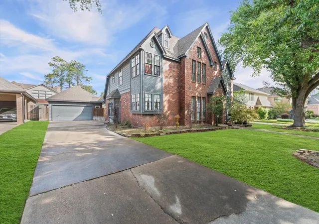 Photo 2 of Single family home for sale at 3122 Mission Grv Dr, Houston, TX 77068 | MLS# 16250560 | Listing updated on 2026-07-23
