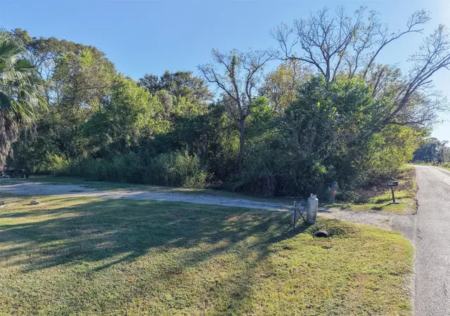 Photo 3 of Land for sale at 1836 County Road 318, Brazoria, TX 77422 | MLS# 88798927 | Listing updated on 2026-08-26