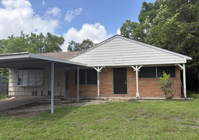 1st image of 4423 Holloway Dr, Houston, TX 77047 | MLS# 14601438
