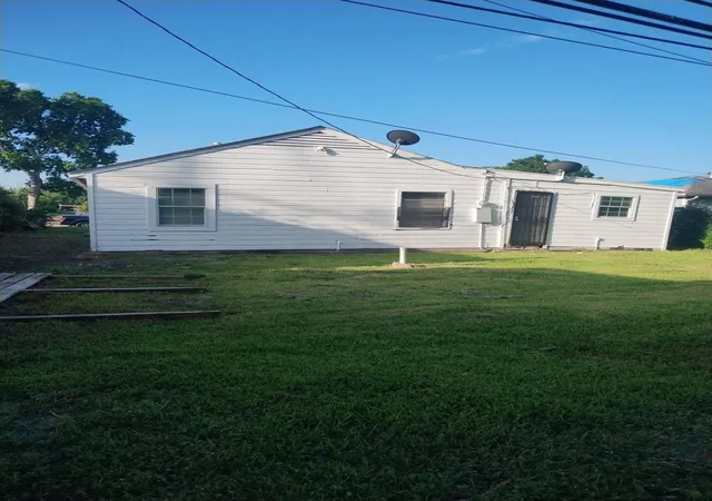 23rd image of 4423 Holloway Dr, Houston, TX 77047 | MLS# 14601438