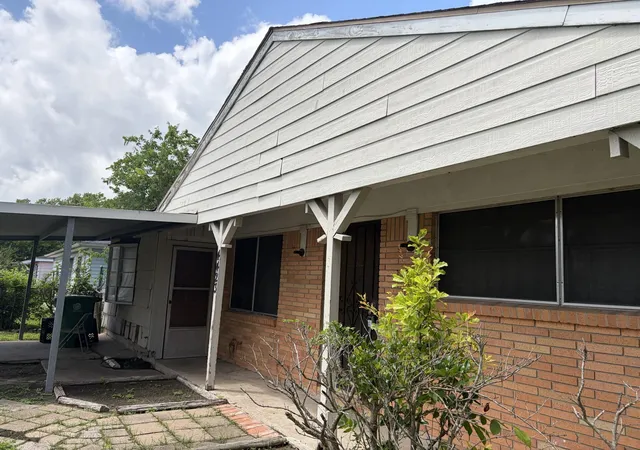 2nd image of 4423 Holloway Dr, Houston, TX 77047 | MLS# 14601438