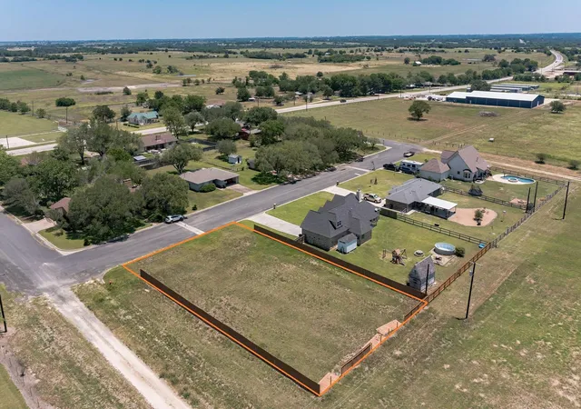 Homes for sale in Schulenburg, TX | 402 E Anderson, Schulenburg, TX 78956 | MLS# 37108736