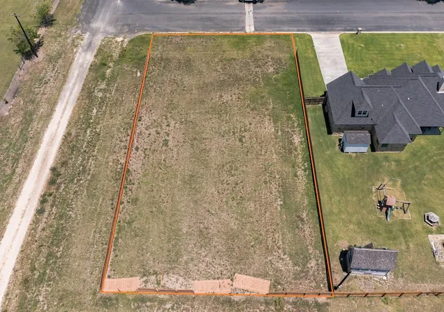 Homes for sale in Schulenburg, TX | 402 E Anderson, Schulenburg, TX 78956 | MLS# 37108736