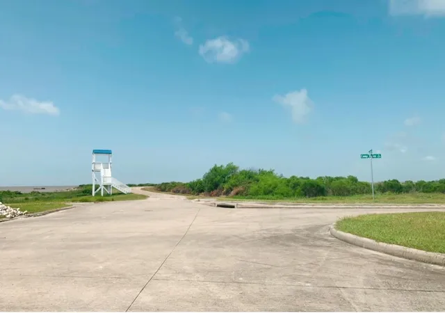 19th image of 3011 Palm Coast Ln, Palacios, TX 77465 | MLS# 14299302
