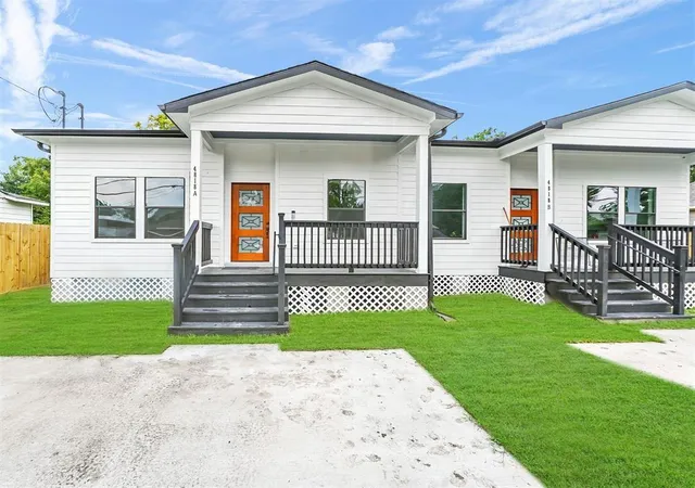 Photo 2 of Multi family home for sale at 4818 Paula St, Houston, TX 77033 | MLS# 47298109 | Listing updated on 2026-08-22