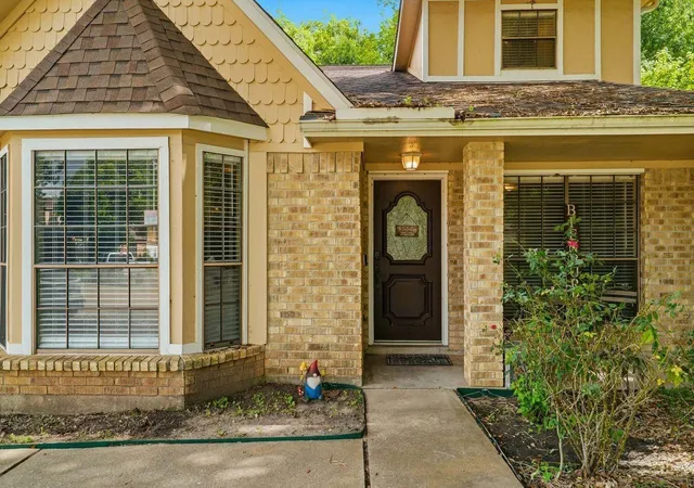 Photo 4 of Single family home for sale at 2311 Woven Wood Ln, Richmond, TX 77406 | MLS# 7480845 | Listing updated on 2026-08-26