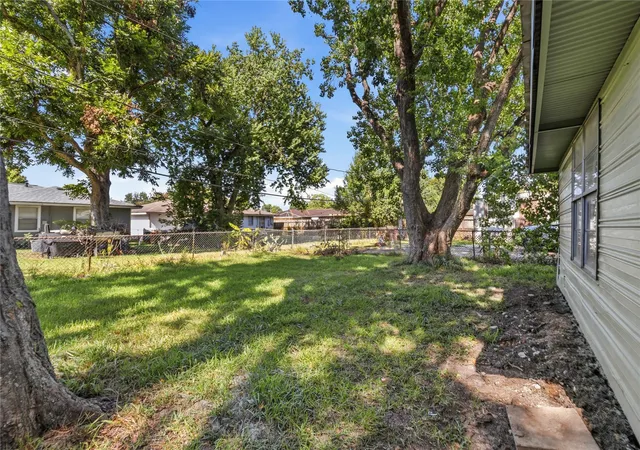 18th image of 2811 Morningside Ln, Pasadena, TX 77506 | MLS# 85917987