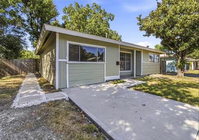 2nd image of 2811 Morningside Ln, Pasadena, TX 77506 | MLS# 85917987