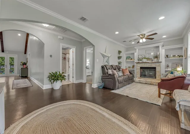 Photo 3 of Single family home for sale at 502 W Fawn St, Caldwell, TX 77836 | MLS# 51881028 | Listing updated on 2026-10-05